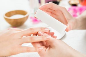 How to buff your nails?